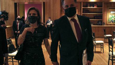 Santiago Nieto y Carla Humphrey Jordan se casaron en Guatemala por temor a narco atentado
