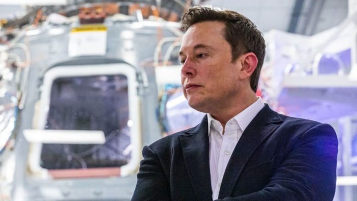 Elon Musk vende casi 4,5 millones de acciones de Tesla para hacer frente al pago de impuestos