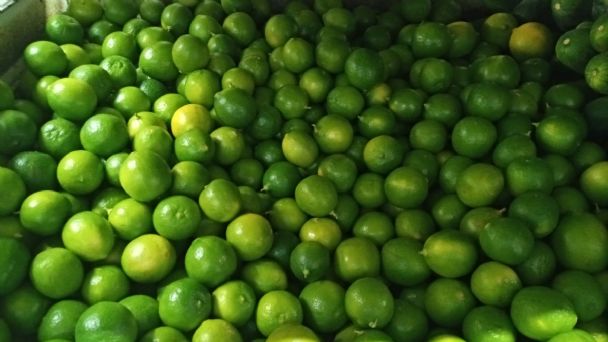 Por qué se disparó el precio del limón en México
