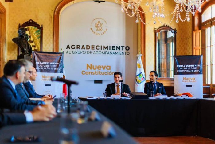 Samuel García entrega al Congreso local proyecto de Constitución Política para su aprobación en segunda vuelta