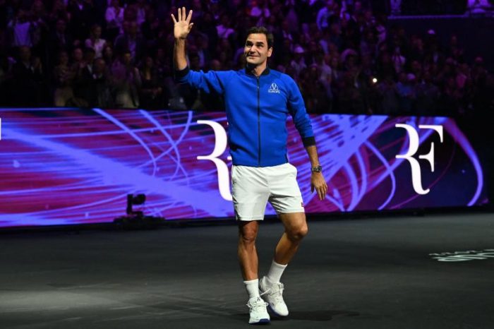 La gran despedida de Federer acaba en derrota: ‘estoy feliz, no triste’