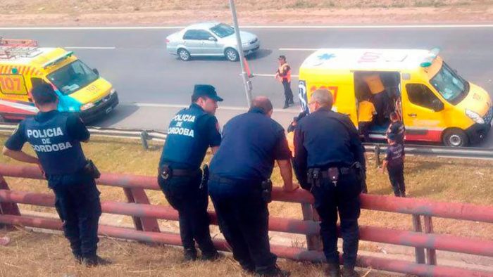 Salvaje violación grupal en Córdoba: le fracturaron la pelvis, mutilaron su lengua y la tiraron al lado de una avenida