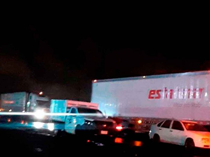 Hombres armados asaltan a 40 conductores en autopista Veracruz-Puebla