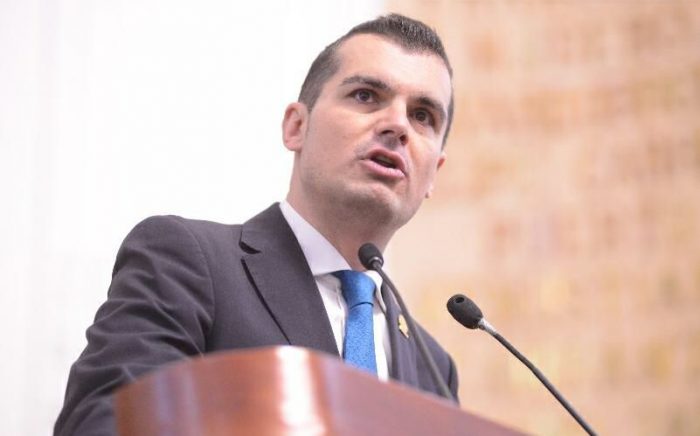 “Ratifican su traición”: la crítica de Jorge Triana a senadores del PRI y PRD por aprobar reforma a la GN