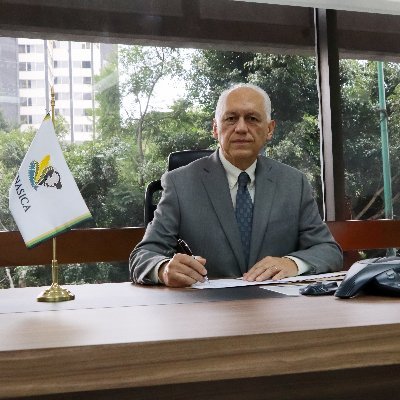 AMLO confirmó la renuncia del titular de Senasica: “Hacía falta un relevo”