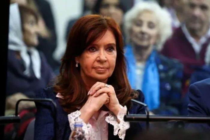 ¿Quién es Cristina Fernández, vicepresidenta de Argentina condenada a prisión?