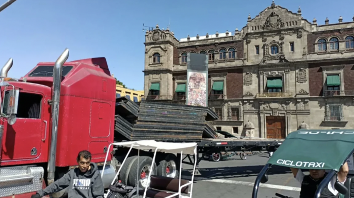 Blindaron Palacio Nacional ante marcha en defensa del INE