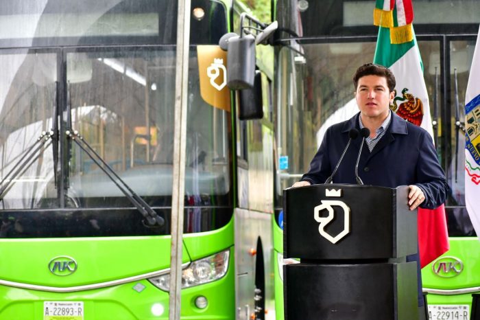 Con entrega de 25 camiones a Ruta 39, inicia Nuevo León acciones de reestructura del transporte público en Monterrey