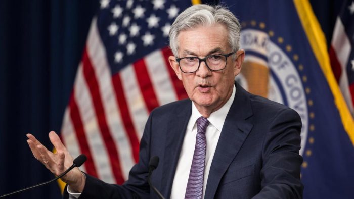 Fed aumenta tasas en 25 puntos base; prepara fin del ciclo alcista