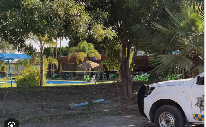 Comando armado irrumpió en un balneario de Guanajuato y asesinó a siete personas