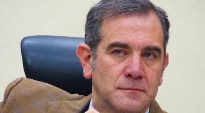 “Vendrán tiempos de persecución”: advirtió Lorenzo Córdova tras posible investigación en su contra