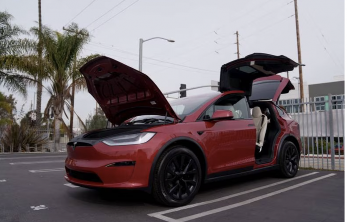 Saca cuentas: Elon Musk presenta modelos más baratos de Tesla