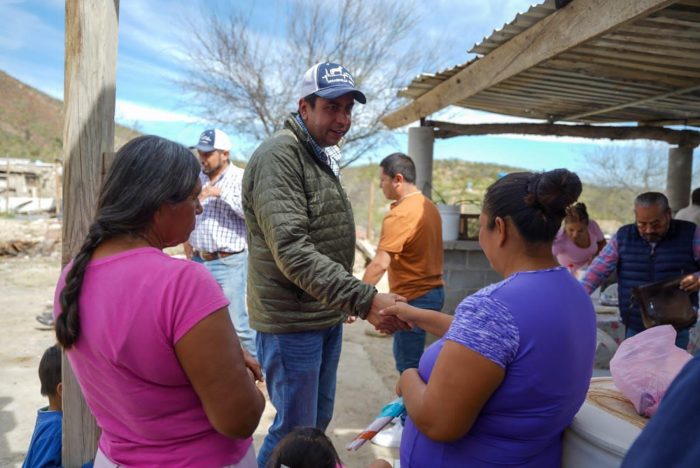 CUMPLE CHEMA MORALES CON “ESTACIÓN HIGO” AL SOLUCIONAR ABASTO DE AGUA POTABLE