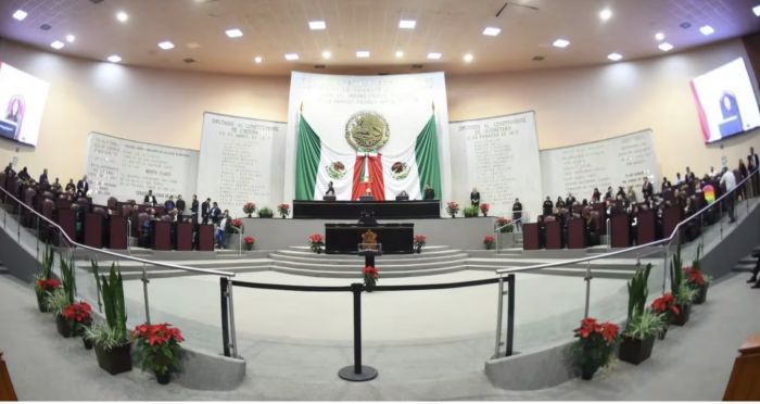 Otro éxodo: PRI se quedó sin bancada en el Congreso de Veracruz