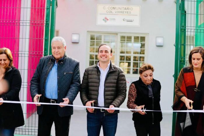 Inauguran Manolo y Chema Fraustro Centro Comunitario Virreyes