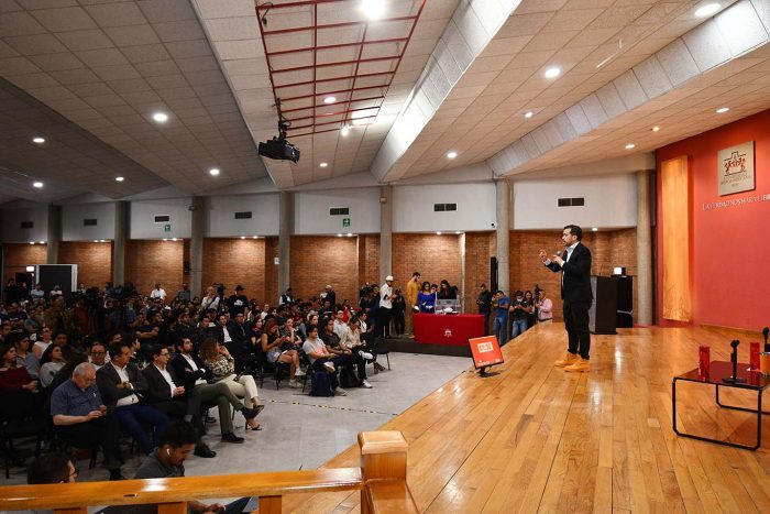 Reciben en la Ibero León al candidato presidencial Jorge Álvarez Máynez