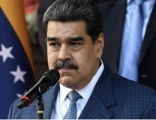 ¿Por qué Nicolás Maduro aparece 13 veces en las boletas en Venezuela?