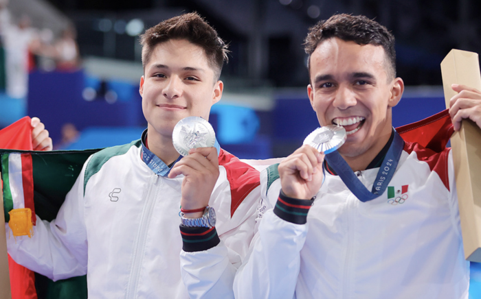 Osmar Olvera y Juan Manuel Celaya conquistan una valiosa medalla de plata en los clavados para México en los Juegos Olímpicos de París