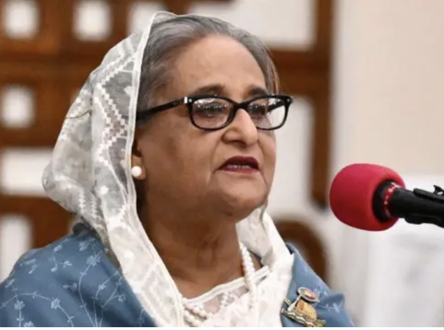 La estrepitosa caída de Sheikh Hasina, la mujer más poderosa de Bangladesh, que fue derrocada por un movimiento estudiantil