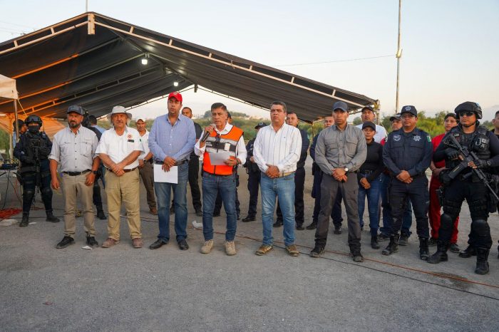 AGRADECE CHEMA MORALES AL GOBIERNO DE COAHUILA, A VOLUNTARIOS Y AGRUPACIONES POR EL INTENSO TRABAJO QUE PERMITIO CONCLUIR BÚSQUEDA EN ARROYO