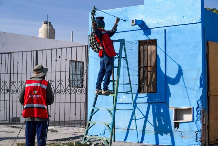 CON “ENCHÚLAME LA CASA” SE EMBELLECEN COLONIAS DE RAMOS ARIZPE