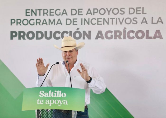 Entrega Chema Fraustro Incentivos a la Producción Agrícola