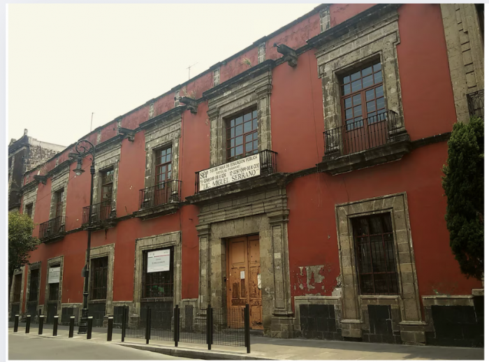 DOMINGO DE LEYENDA: LA CASA COLORADA. (CDMX)