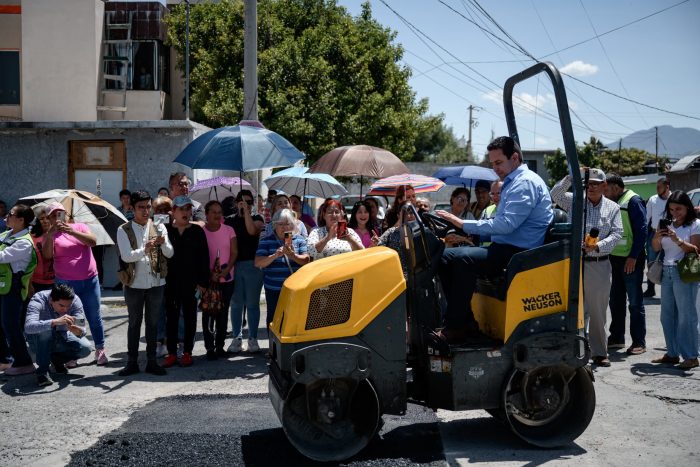 Siguen en Saltillo labores de bacheo: Javier Díaz