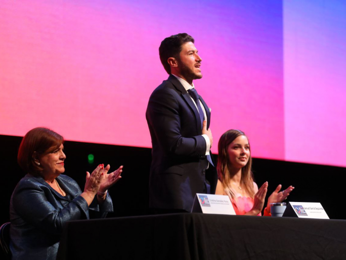 Inauguran Samuel y Mariana Encuentro Mundial de Valores