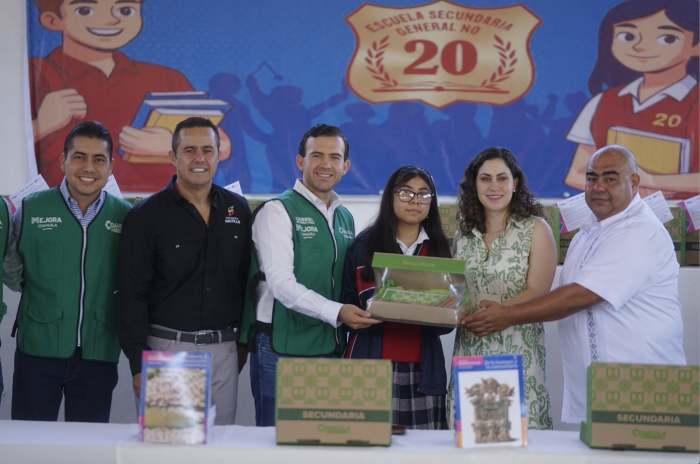 Concluye Gobierno Estatal entrega de uniformes y útiles escolares en los 38 municipios