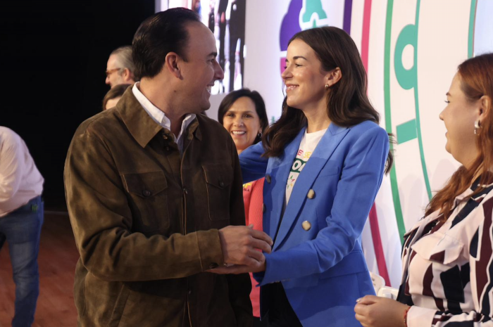 Fortalecen Paola y Manolo Gran Programa de Salud Mental en Coahuila