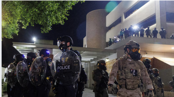 Departamento de Seguridad de EEUU acusa que organizaciones criminales en México ofrecen pagos por asesinar a agentes federales