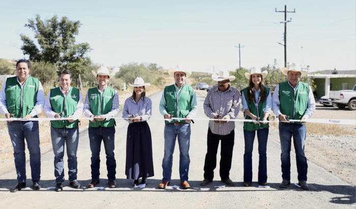 Coahuila avanza con obras sociales a pasos de gigante: Manolo