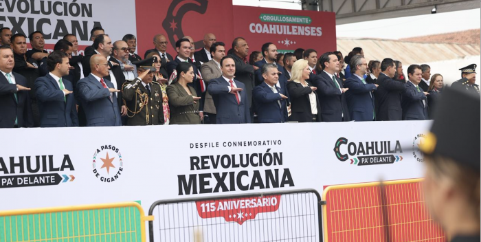 Histórico desfile de la Revolución Mexicana en Múzquiz