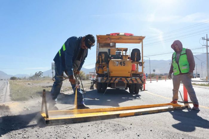 Habilita Gobierno de Saltillo carril vial y vuelta en ‘U’ en Misión Cerritos