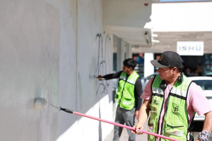 Trabaja Gobierno de Saltillo para eliminar pintas y grafiti