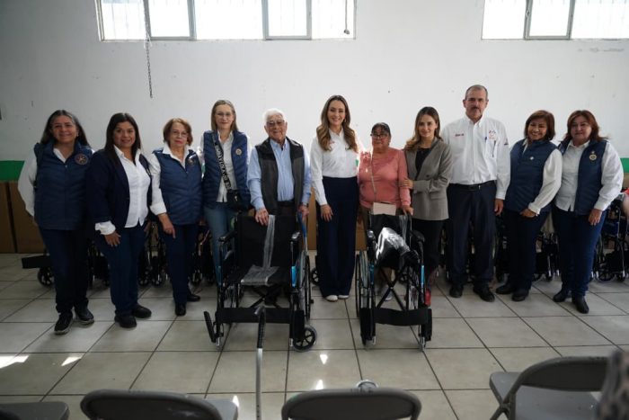 Beneficia suma de voluntades a saltillenses con discapacidad; entregan 23 sillas de ruedas