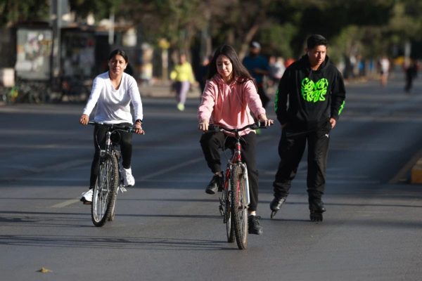 Asisten familias para convivir y activarse en la Ruta Recreativa