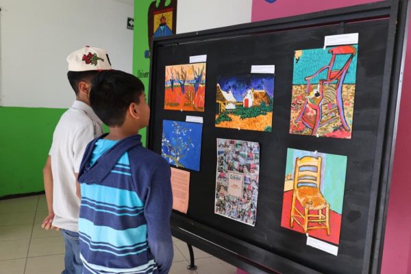 Impulsa Javier Díaz la cultura al interior de las colonias de Saltillo