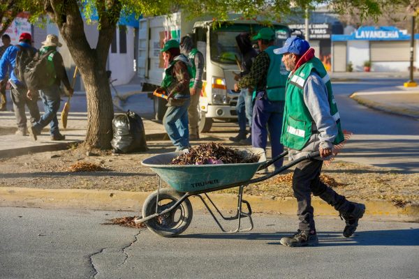 *Gobierno Municipal mejora espacios públicos en Ramos*