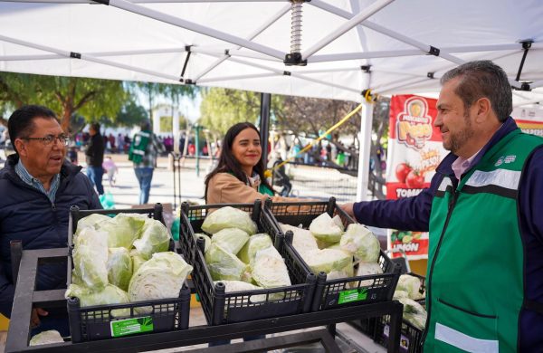 *Destacan familias de Ramos Arizpe beneficios del Mercadito de a Peso Todos por Más*