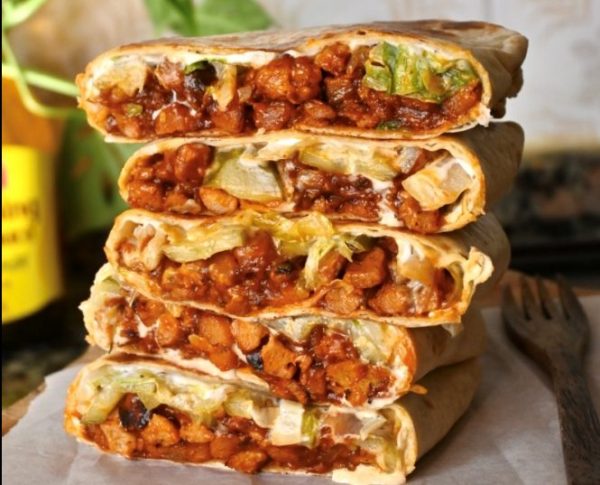 RECETA VEGANA: BURRITO FRANCÉS «CHEESEBURGER»: RICO EN PROTEÍNA VEGETAL