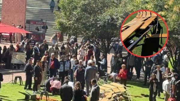Se desploma tarima durante foto de graduación en la Ibero; cinco alumnos fueron trasladados al hospital