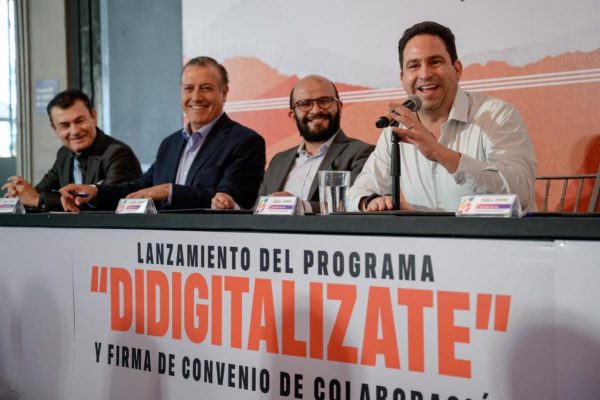 Destaca Javier Díaz competitividad y seguridad de Saltillo para impulsar a las Mipymes