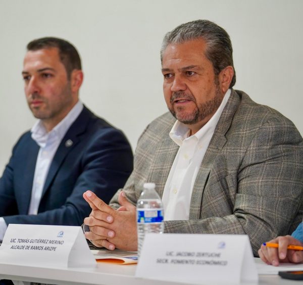 *Fortalece Tomás Gutiérrez coordinación con industriales de Ramos Arizpe*