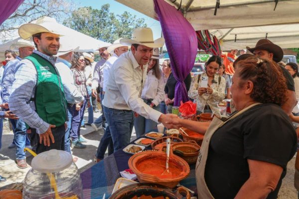 Encabeza Javier Díaz  Segundo Festival Gastronómico Rural