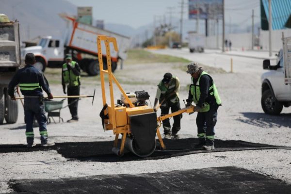 Avanza en Saltillo la rehabilitación de pavimento