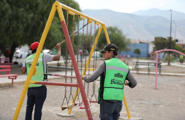 Embellece Javier Díaz plaza pública en El Toreo