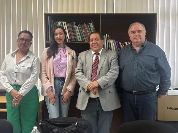 Se lleva a cabo selección de obras literarias que representarán al Estado en concurso de la Marina