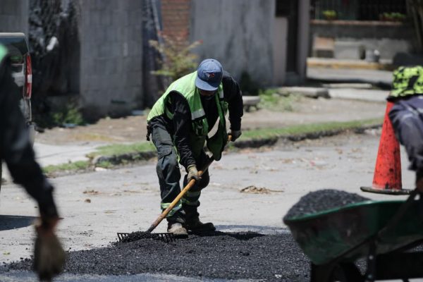 Rehabilita Gobierno Municipal calles de Virreyes Obrera